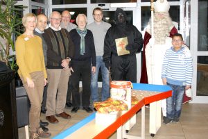 img_4878-nikolaus-ubergabe-kegelbahn